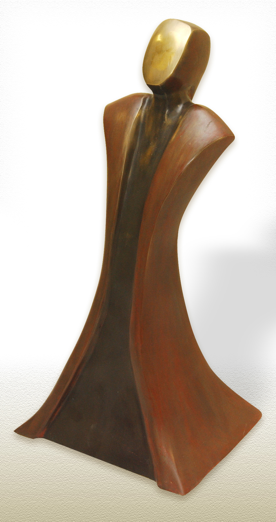 Escultura em bronze Macunama<a style='float:right;color:#ccc' href='https://www3.al.sp.gov.br/repositorio/noticia/hist/Orianamaculet MACUNAIMA.jpg' target=_blank><i class='bi bi-zoom-in'></i> Clique para ver a imagem </a>